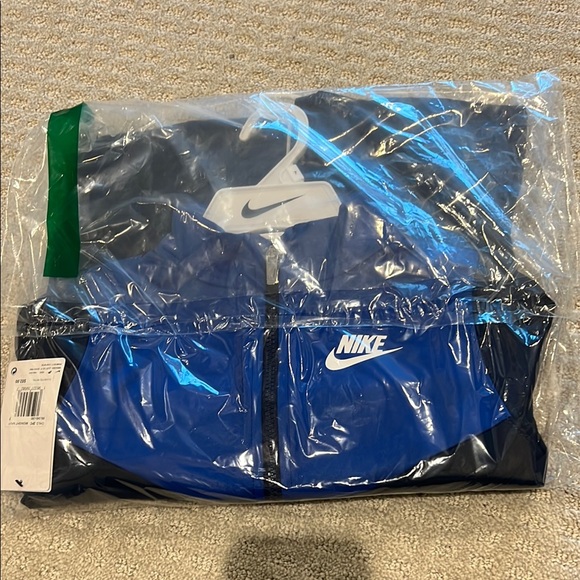 Nike 2 Piece Track Suit - Picture 1 of 8